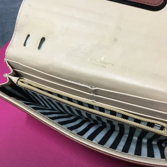 Kate Spade Wallet - Picture 7 of 9